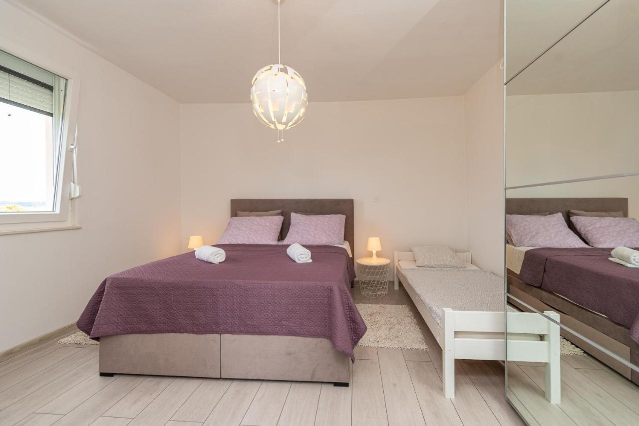Vila Luna Apartments زادار المظهر الخارجي الصورة